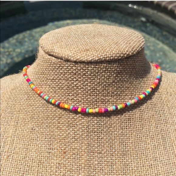Multicolored beaded choker - Picture 2 of 6